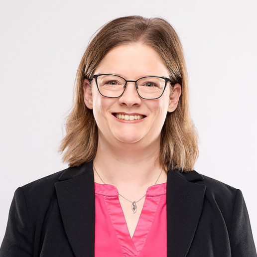 Sonja Willner, Simultandolmetscherin in Karlsruhe