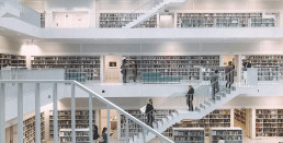 Stadtbibliothek Stuttgart - Führungen sind hier auch mit Simultandolmetschern möglich